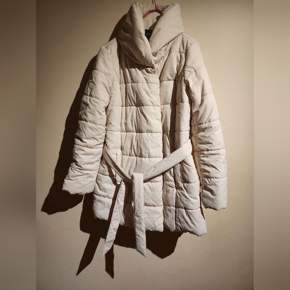 Women's Water Repellent Puffer Coat Jacket with Belt - Picture 2 of 6